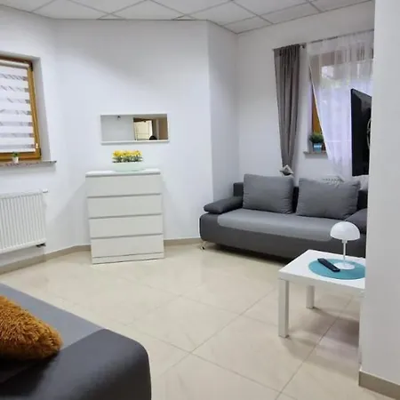 Rodzinne Zacisze - Dla 8 Osob - Pet Friendly - Dwie Osobne Sypialnie Z Parkingiem - Space