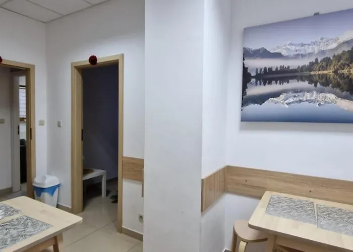 Rodzinne Zacisze - Dla 8 Osob - Pet Friendly - Dwie Osobne Sypialnie Z Parkingiem - Space Apartment *